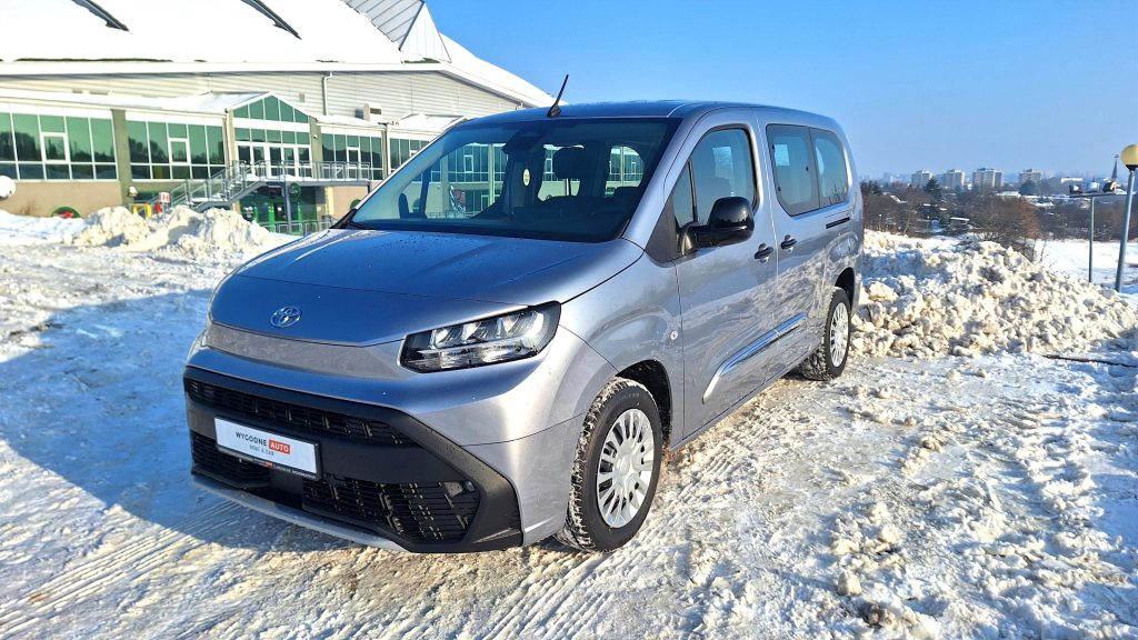 TOYOTA PROACE CITY VERSO LONG 7 - OSOBOWA